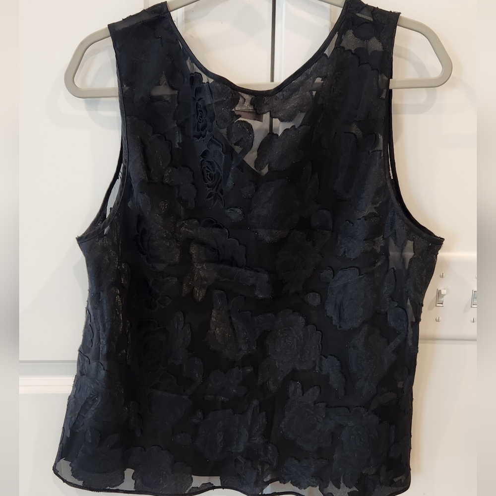 Women's Black Floral Sheer V-Neck Camisole - Picture 4 of 4